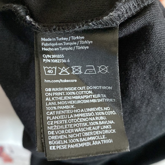 Stranger Things tshirt by H&M - Picture 7 of 13